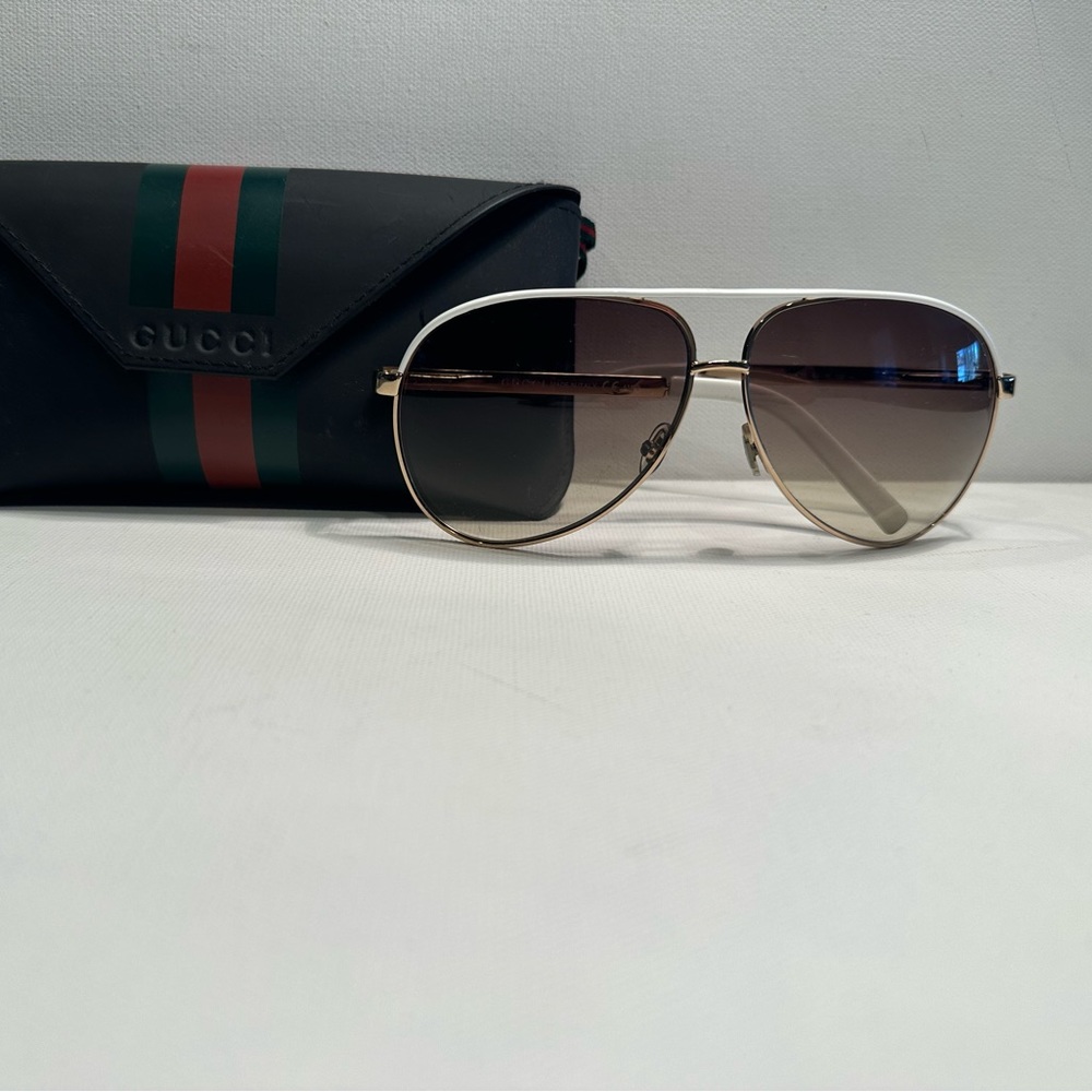 Vintage Gucci GG 1827/S Aviator Sunglasses Polished Gold & White Brown Gradient